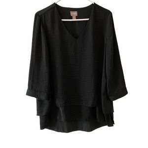 Chico’s Layered Blouse Top Women’s Size 2 Black 3/4 Sleeve Silky Split Back